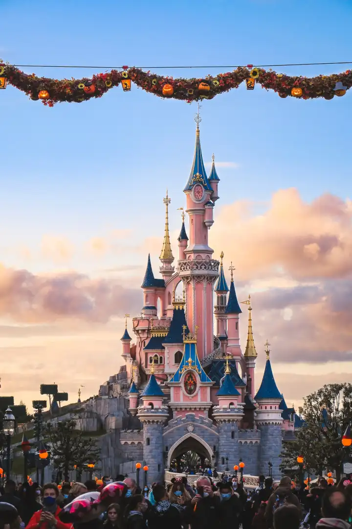 Things To See In Disneyland Paris France